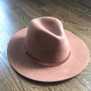 Wool felt fedora style hat